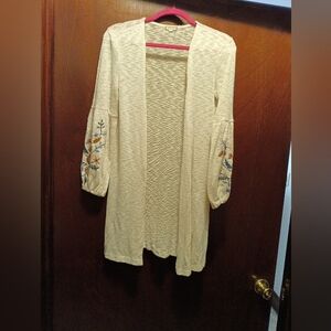 Eyeshadow Embroidered Sleeve Open Front Duster Cardigan Size Small